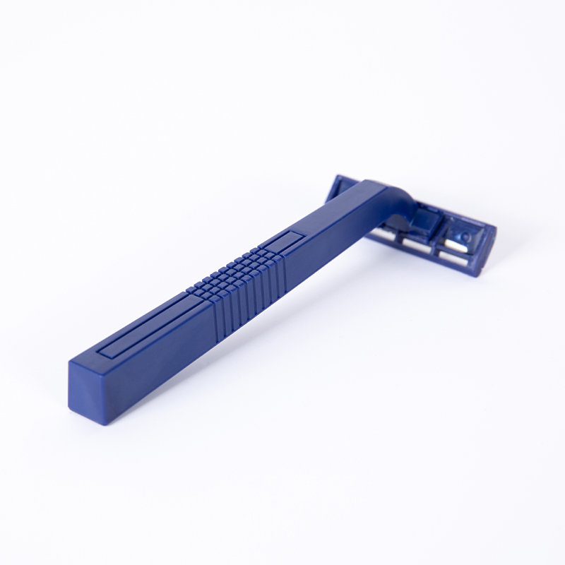 Brici de unică folosință pentru femei