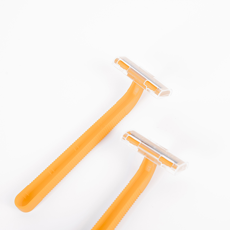 Brici de unică folosință ultra-netezi pentru bărbați și femei